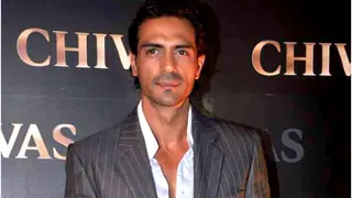 Arjun Rampal 'Tests Negative' for COVID-19; actor to take the Test again after 4 days! Thumbnail