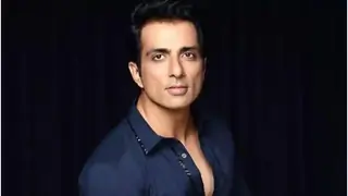 Sonu Sood on supporting Villagers in need of Education and their Constitutional right to Food and Shelter! Thumbnail
