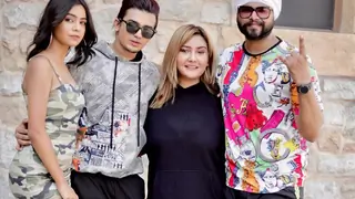 Aashika Bhatia and Vishal Pandey team up for a project Thumbnail