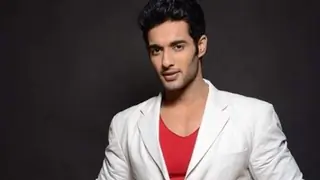 'Naagin 5' Actor Aakash Talwar Tests Negative For COVID-19 Thumbnail