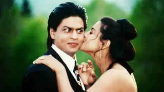 "The scenes with Kajol and I did make me feel all Fuzzy and Warm": Shah Rukh Khan Recalls DDLJ Days on 25th Anniversary Thumbnail