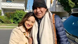 Mithun Chakraborty treats the entire cast of Anupamaa Thumbnail