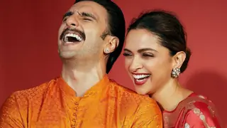 Deepika has the best Reaction to her and Ranveer's meme comparing them to ‘motichoor ladoo’ and ‘gajar ka halwa’! Thumbnail
