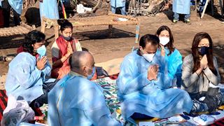 Nushrratt Bharruccha and Team take Divine Blessings ahead of starting Chhorii Shoot Thumbnail