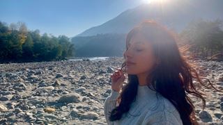 Harshita Gaur shoots in Manali for a music video