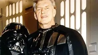 'Darth Vader' Dave Prowse dies at 85 thumbnail