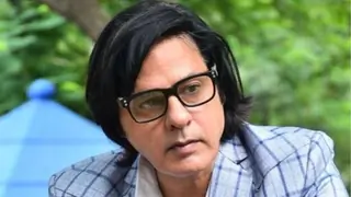 Rahul Roy conscious, may need a stent to prevent future attacks: Director Nitin Thumbnail