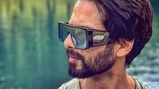 Shahid Kapoor quits Karan Johar’s Yoddha due to creative differences?  Thumbnail