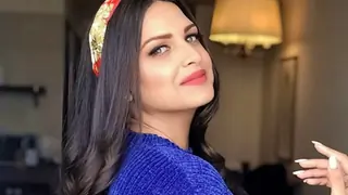 Bigg Boss 13 contestant Himanshi Khurana to turn a judge for reality show? Thumbnail