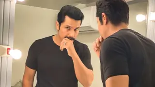 Randeep Hooda all set to make his web series debut; Calls it exciting and challenging Thumbnail