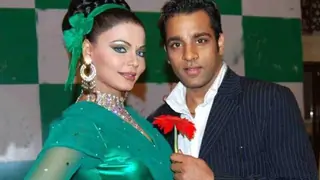 Abhishek Awasthi responds to Rakhi's allegations of cheating thumbnail