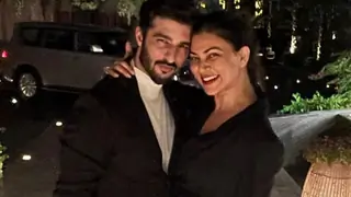 Is Sushmita Sen hinting at breaking up with boyfriend Rohman Shawl? Shares cryptic post about separation! Thumbnail