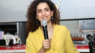 Sanya Malhotra reacts to the massive response she got for Pagglait Thumbnail