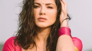 Sunny Leone on handling three kids while shooting for 'Splitsvilla' Thumbnail