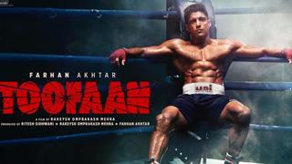 “Toofaan hoon chhotey tera mausam bigaad doonga”, Farhan Akhtar raises excitement with smashing new poster Thumbnail