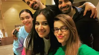 Bigg Boss 14 contestants Rubina Dilaik and Abhinav Shukla have a reunion with Sara, Shehzad Thumbnail