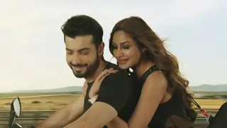 Bepanah Pyaar out now: Surbhi and Sharad recreate their magical chemistry once again Thumbnail