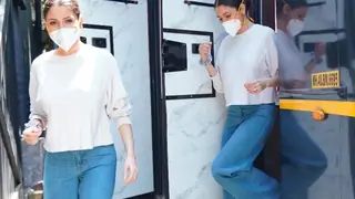 Eyewitness reveals Anushka's behavior on the sets; Resumes work 2 month ahead of time Thumbnail