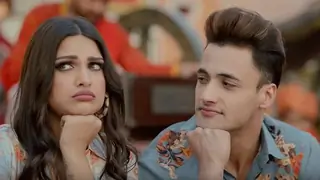 Himanshi Khurana opens up on marriage plans with Asim Riaz Thumbnail