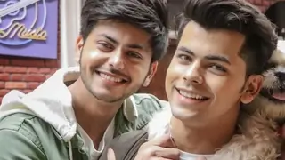 Siddharth Nigam to join Abhishek Nigam in 'Hero-Gayab Mode On' Thumbnail