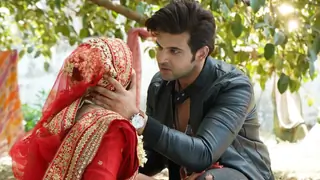 Karan Kundrra on returning to TV with Yeh Rishta Kya Kehlata Hai, shooting with Shivangi-Mohsin and COVID scare Thumbnail