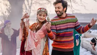 Himansh Kohli takes you on a journey of pain and heartbreak in ‘Wafa Na Raas Aayee’ Thumbnail
