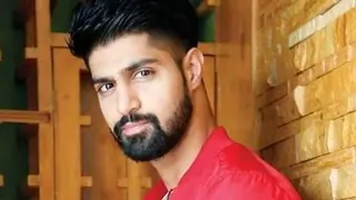 'Inside Edge' fame Tanuj Virwani opens up on returning to films Thumbnail