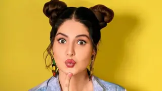 Zareen Khan on turning a lesbian on screen: "It wasn't really difficult” Thumbnail