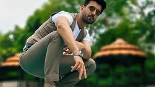 Shaurya Aur Anokhi Ki Kahani's Karanvir Sharma on recovery from COVID19, being back on sets and fan love Thumbnail