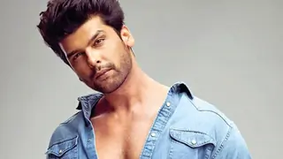 Kushal Tandon says 'TV and the web are offering good money, why would I do saas-bahu shows?' Thumbnail