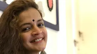 Chaitrali Gupte to join Sharad Malhotra and Sulagna Panigrahi in Star Plus’ Vidrohi Thumbnail