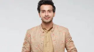 Ishk Par Zor Nahi actor Param Singh on his favourite 'Ishqaan' scene, chemistry with Akshita and more Thumbnail