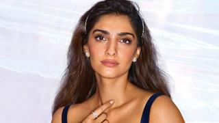 Sonam Kapoor clarifies about her pregnancy with a social media post; Details below!