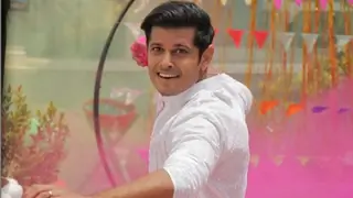 Neil Bhatt: Have been an ardent fan of Rekha ji, gives me goosebumps to perform on the same platform as her Thumbnail