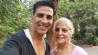 Akshay Kumar's mother critical & admitted in ICU; actor rushes to Mumbai Thumbnail