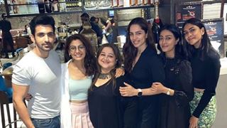 Mrunal Thakur reunited with her 'Kumkum Bhagya' friends after 2 years