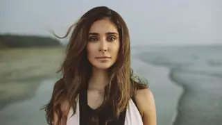 Actor Alankrita Sahai robbed of Rs. 6.5 lakh at knifepoint in Chandigarh thumbnail