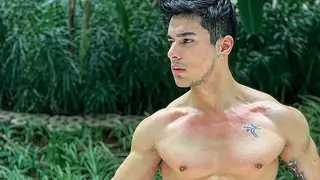 Bigg Boss 15 contestant Pratik Sehajpal on unfollowing Divya Agarwal, not meeting Neha Bhasin and more