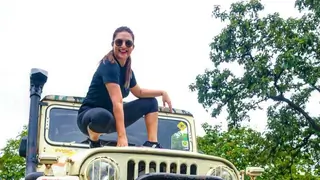 Divyanka Tripathi on Bigg Boss: I don't want to do it right now but will have to be mentally prepared to do it Thumbnail