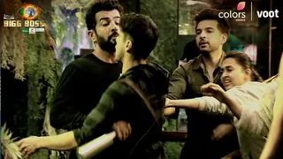 BB 15: All 'jungle vaasi' contestants get nominated due to Pratik's violence Thumbnail