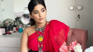 Nimrit Ahluwalia on why she couldn't be a part of Shehnaaz Gill and Diljit Dosanjh's Honsla Rakh Thumbnail