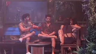 Bigg Boss 15 video: Simba Nagpal reveals he wants to to open an orphanage  Thumbnail