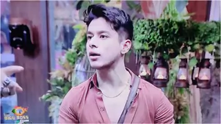 BB 15: Pratik breaks washroom lock while Vidhi was in; housemates revolt Thumbnail