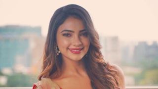 Actor Pooja Banerjee expecting her first child; due in March Thumbnail