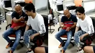 Police find evidence of SRK's manager meeting KP Gosavi, Sam Dsouza to pay Rs 50 lakh for Aryan's release Thumbnail