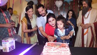 Aan Tiwari aka Baal Shiv celebrates his birthday on set Thumbnail