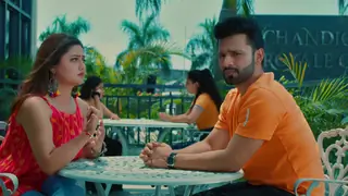 Zindagi Khafa Khafa out now: Rahul Vaidya's rendition with Rashami Desai is a soulful one Thumbnail