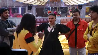Bigg Boss 15: Rakhi Sawant becomes first finalist; no VIPs and non VIPs anymore Thumbnail