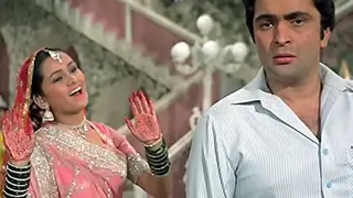Padmini Kolhapure reveals she slapped Rishi Kapoor 8 times in 'Prem Rog' Thumbnail