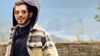 After Nakuul Mehta, Arjun Bijlani tests positive for COVID Thumbnail